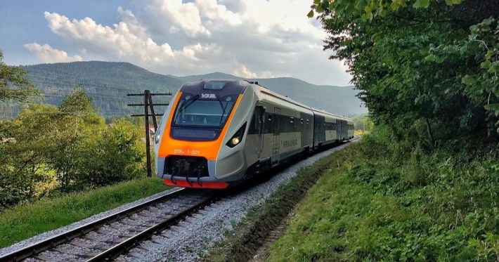 «3000 км по Украине»: сколько людей уже воспользовались программой и куда ездят