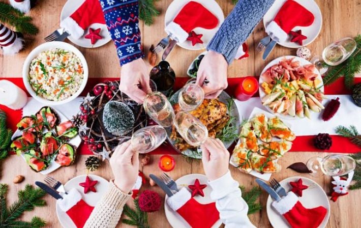 Феномен «праздника живота»: почему мы переедаем на Новый год и как обмануть желудок