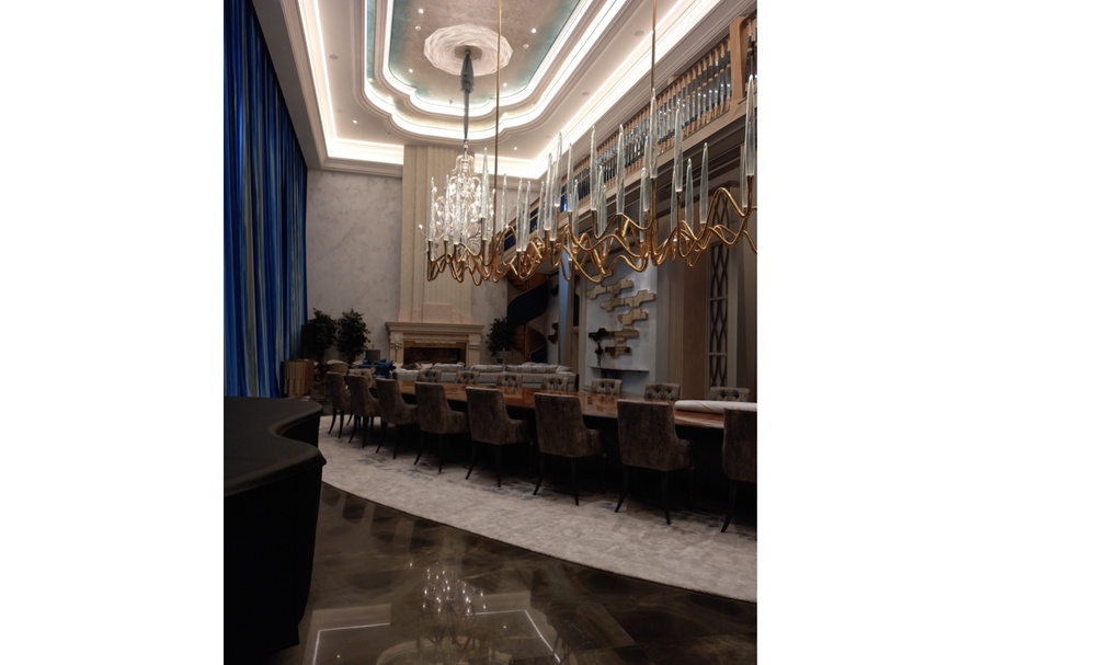 Также во дворце есть спальня площадью 154 кв. метра — это сопоставимо с тремя двухкомнатными квартирами. 3