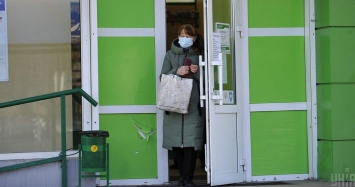 Лекарства за «зимнюю тысячу»: какие препараты можно купить и в каких аптеках