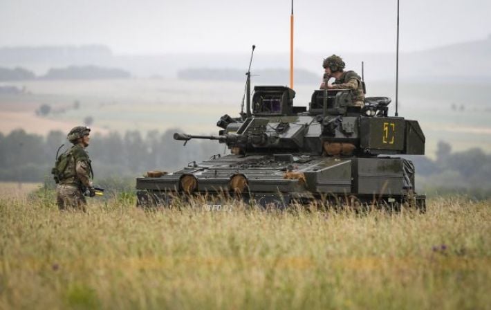 Провокация на Нарве: российский десант незаконно высадился на эстонском пирсе Васкнарва