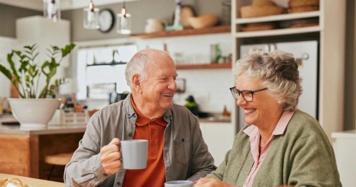 Секрет острого ума в 80+: невролог раскрыл, что действительно помогает сохранить память