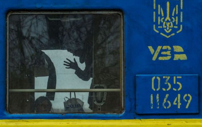 УЗ запускает программу «3000 км по Украине»: как она будет работать и какие поезда доступны первыми