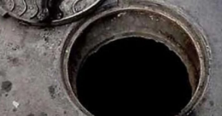 Из-за обстрелов в Киеве повреждена канализация: врачи предупредили о рисках