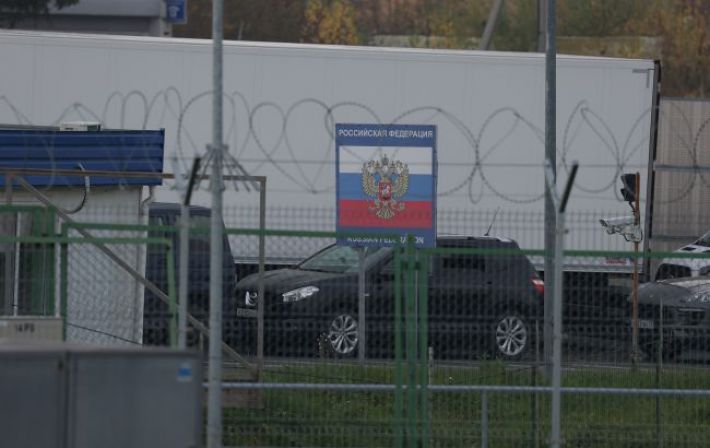 «Для воссоединения семей»: в России заговорили об открытии границы с Украиной