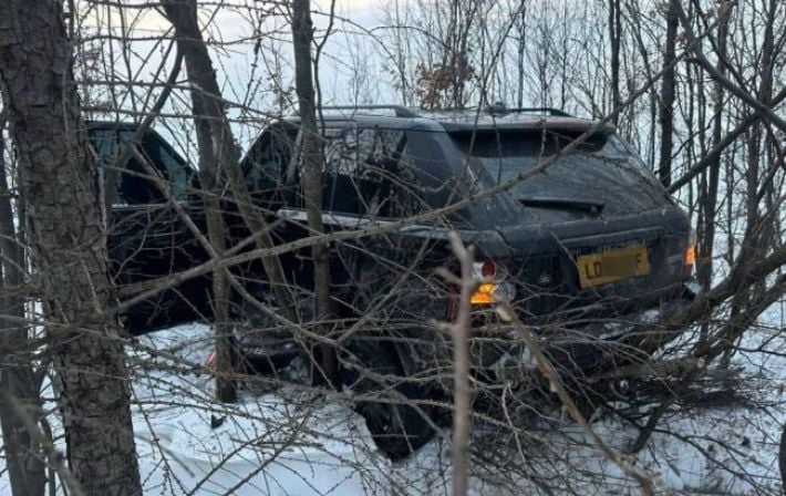 Кровавый прорыв на Буковине: Range Rover пошел на таран пограничников ради побега в Румынию