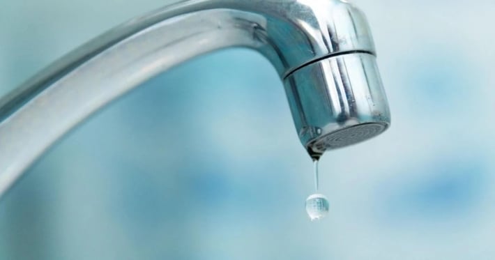 В одном городе Украины полностью отключат горячую воду: подробности