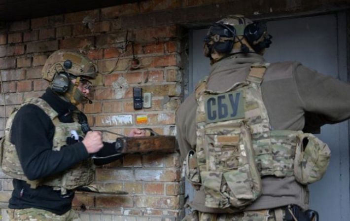 Возмездие за военное преступление: СБУ допросила оккупанта, казнившего девять пленных на Курщине