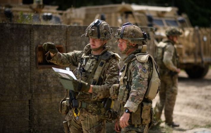 Десантники Британии и Франции отработали подготовку к возможному развертыванию в Украине