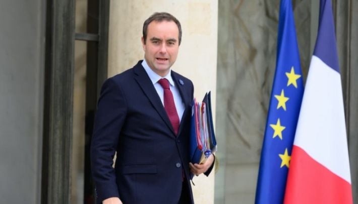 Энергетический раскол в Париже: партия Ле Пен инициирует вотум недоверия правительству