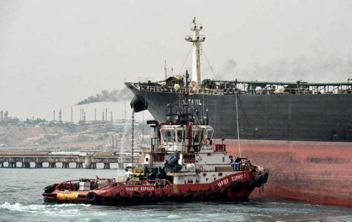 Индия «прикрыла кран»: Россия перенаправляет нефтяной экспорт в Китай