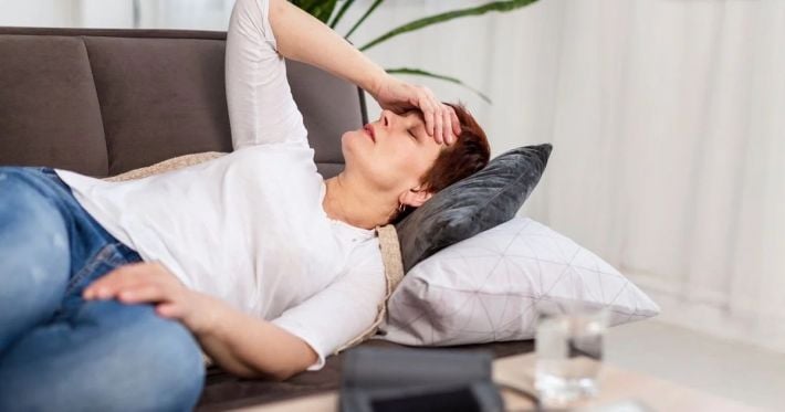 Как быстро снизить давление в домашних условиях без лекарств: три самых эффективных метода