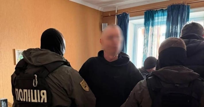 Пенсионер организовал наркобизнес в собственном доме: что ему угрожает