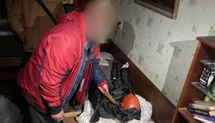 В Бердянске на ВОТ Запорожье мужчина убил ножом 87-летнюю мать, но его могут признать невиновным