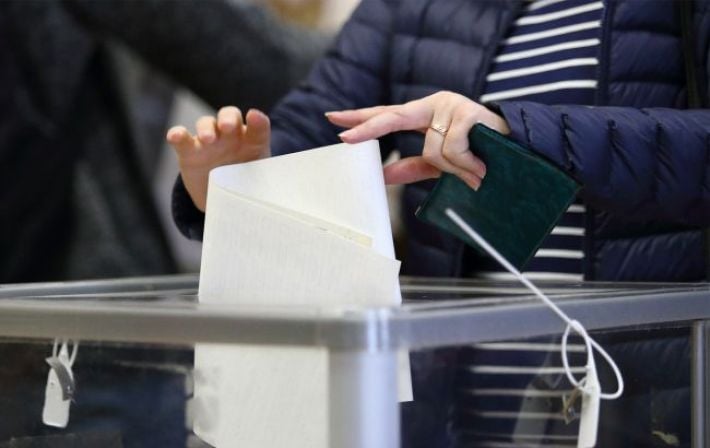 Избиратели в возрасте 115 лет: в ЦИК рассказали о проблеме "мертвых душ" в оккупации