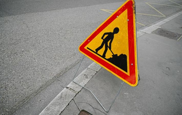 Дорожный дедлайн: Кабмин дал две недели на ускорение ремонта стратегических трасс Украины