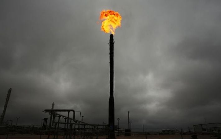 Энергетический шторм: атаки на катарский СПГ-гигант толкают нефть к $120 и обнуляют ценовые ограничения