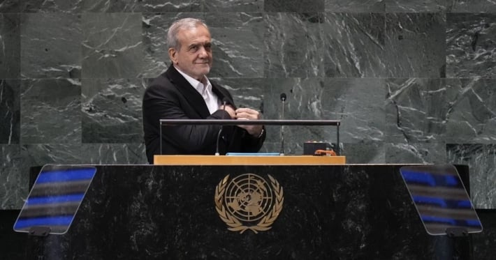 Президент Ирана пригрозил ответными мерами в случае новых атак