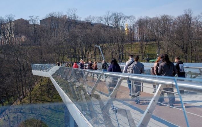 Прощальный поцелуй весны: в Украину возвращается холод после последнего сверхинсоляционного дня