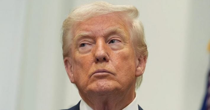 Трамп анонсировал новую «большую волну» ударов по Ирану