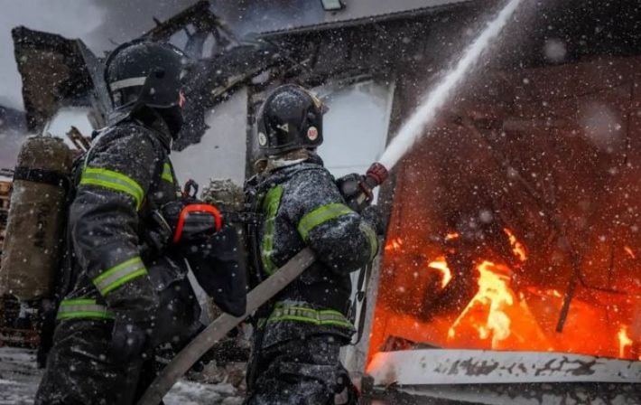 В Саратове и Энгельсе заявили о самой массированной атаке года: "60 взрывов за два часа"