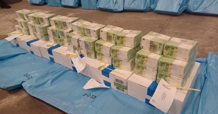 Венгрия задержала украинских инкассаторов не только из-за "Дружбы": журналисты раскрыли новые детали