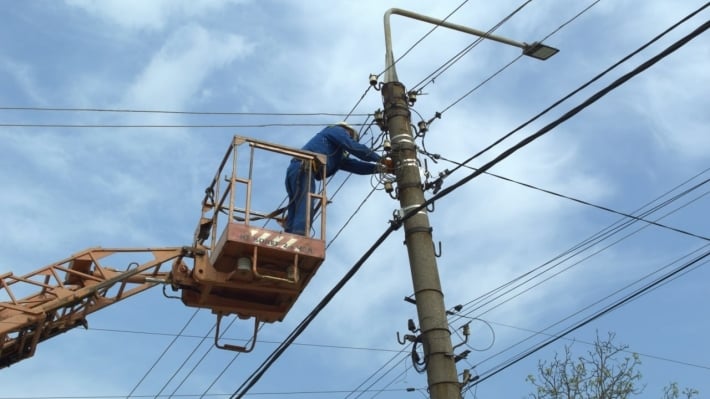 8 суток в темноте: энергетики восстановили электроснабжение в трёх селах Запорожской области