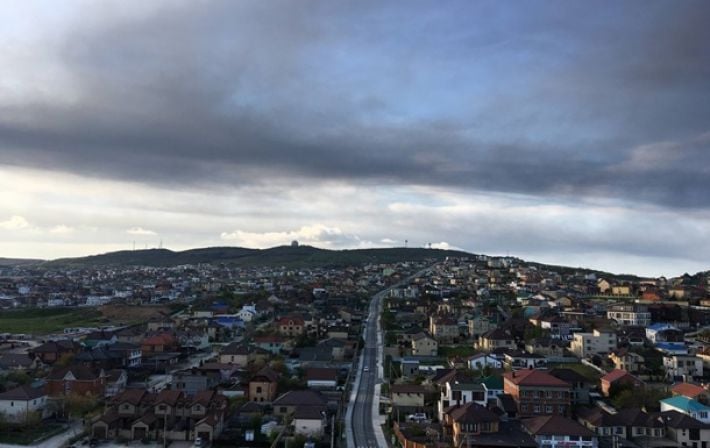 Черное облако из Туапсе дошло до Анапы