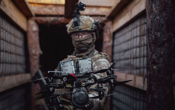 Крым под ударом: СБУ пробила «зонтик» ПВО оккупантов и поразила три боевых корабля и авиацию