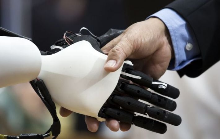 Будущее уже на пятках: Роботы установили невероятный рекорд в полумарафоне