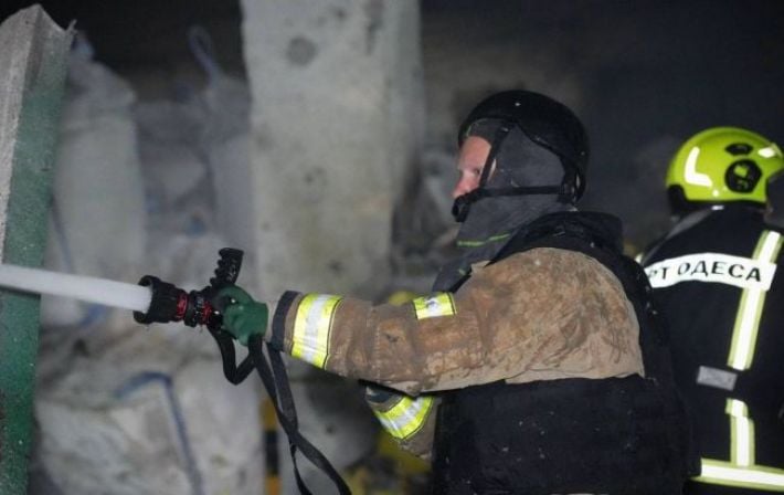 Массированная атака дронов на Украину: удары по портам, железной дороге и жилым секторам, есть погибшие