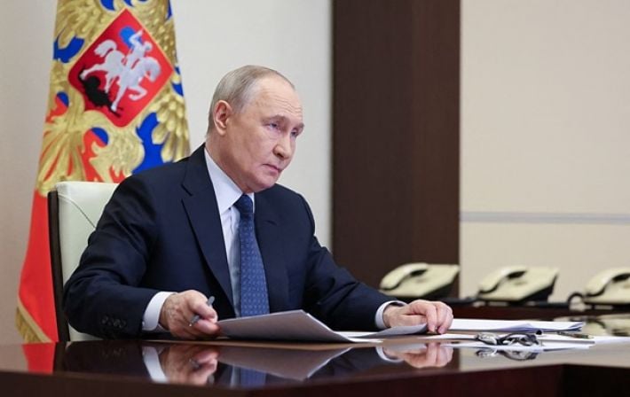 Путин признал ухудшение экономики РФ: ВВП снижается, промышленность в минусе