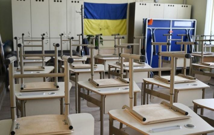 Стрельбу в школе на Закарпатье квалифицировали как теракт: подростка могли шантажировать