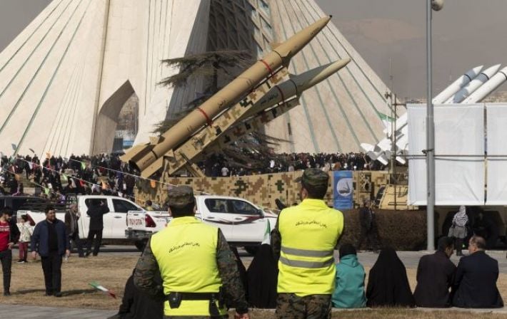 Спор вокруг «ядерной пыли»: Иран резко ответил Трампу на заявления о вывозе урана