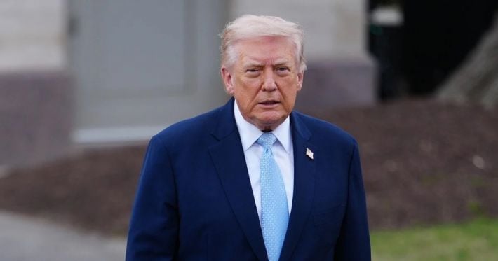 Трамп заявил, что Иран просит о прекращении огня: что сказал президент США