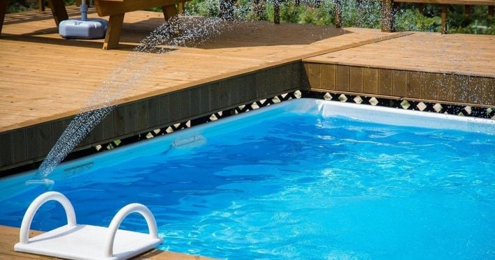В бассейне погиб 7-летний мальчик: ребенка затянуло в систему всасывания