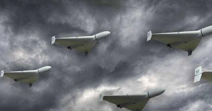 В Днепре обломок дрона попал в телефон в руках мужчины: какое его состояние