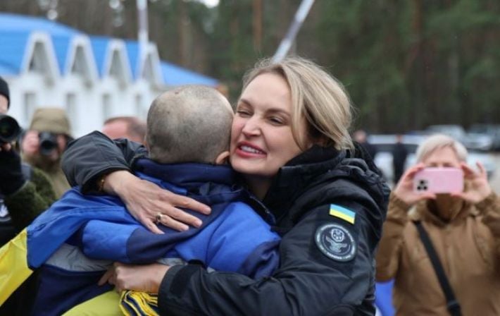 Большой Пасхальный обмен: Украина вернула из плена сотни защитников