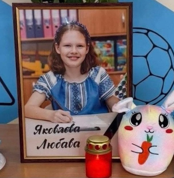  Їхній батько раніше загинув на фронті, захищаючи Україну. Після втрати чоловіка мати пережила ще одну страшну трагедію — втратила обох доньок.