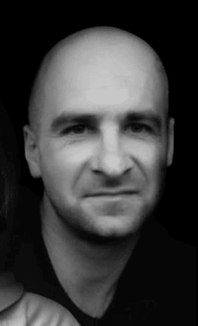 Колеги кажуть, що вона підтримувала учнів у найважчі роки пандемії та війни, залишаючись людиною, яка об’єднувала навколо себе інших.