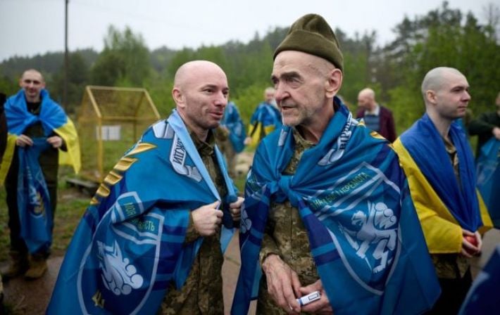 Масштабный обмен «1000 на 1000»: первые 205 защитников уже на родной земле