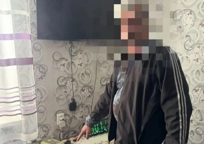 Житель Мелитопольщины украл у спящего товарища телефон