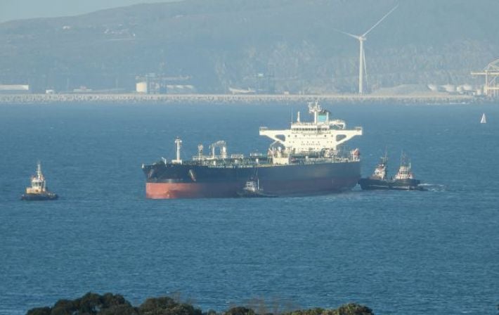 Нефтяные качели: котировки «черного золота» стремительно подскочили вверх из-за заблокированного Ормузского пролива и ядерных торгов США