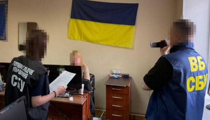 СБУ разоблачила агентку ФСБ в своих рядах: её завербовал отец с ВОТ Запорожской области