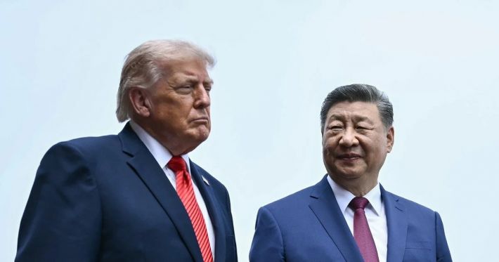 Си предложил США помощь из-за кризиса в Ормузском проливе