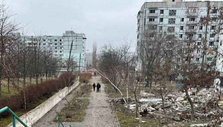 Степногорск в Запорожской области почти разрушен, но там всё ещё остаются мирные жители: как так произошло