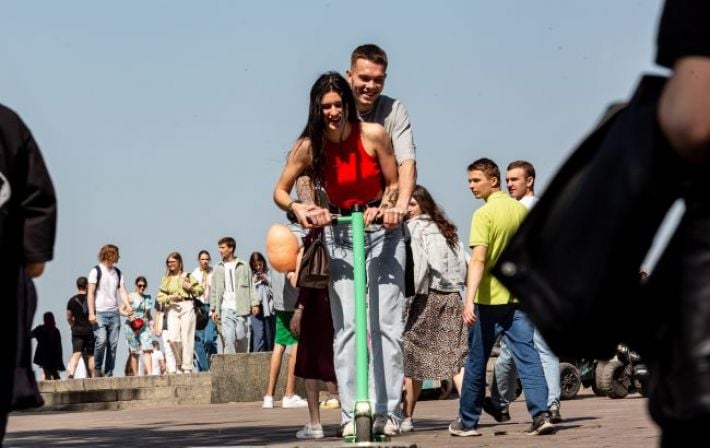 Строгий закон для микромобильности: правовой статус водителей электросамокатов в Украине и ответственность за нарушение ПДД