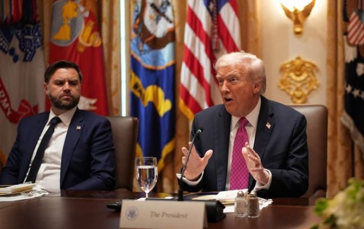 Тайные инструкции в Овальном кабинете: Трамп оставил конфиденциальное письмо для Джей Ди Вэнса