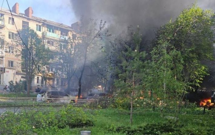 Удар по Краматорску: авиабомбы попали в центр города, есть погибшие