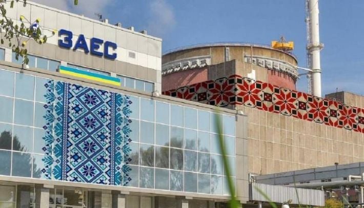 Запорожская АЭС работает на резервной линии: МАГАТЭ ведёт переговоры о перемирии для ремонта